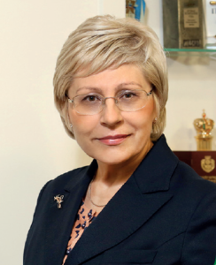Роза Иванова, генеральный директор АО «Лента»