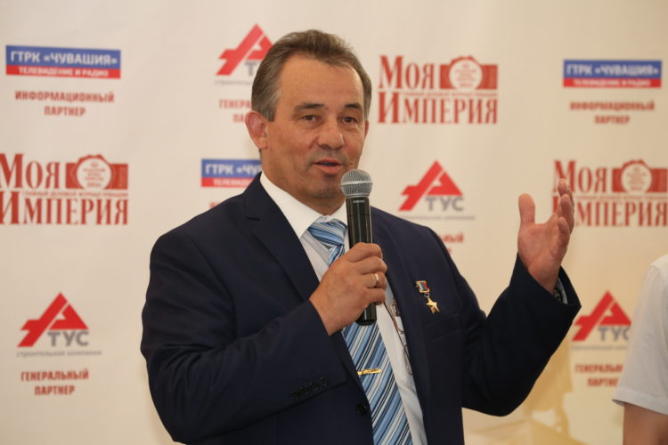 Председатель Редакторского совета проекта "Достояние Республики" Герой России Николай Гаврилов