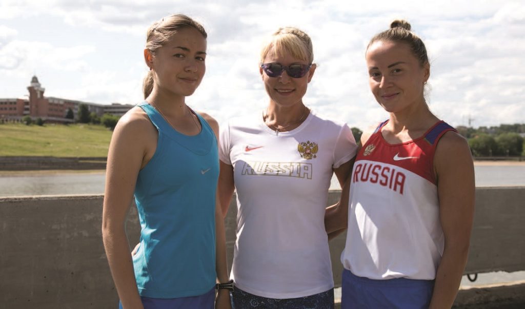 Олимпиада Иванова - чувашская легкоатлетка, тренер, заслуженный мастер спорта России с воспитанницами