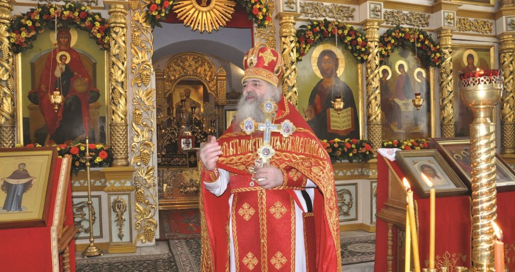 Архимандрит Василий (Пьер Мари Даниэль Паскье), с 25 декабря 2009 г. наместник Свято-Троицкого мужского монастыря г. Чебоксары.