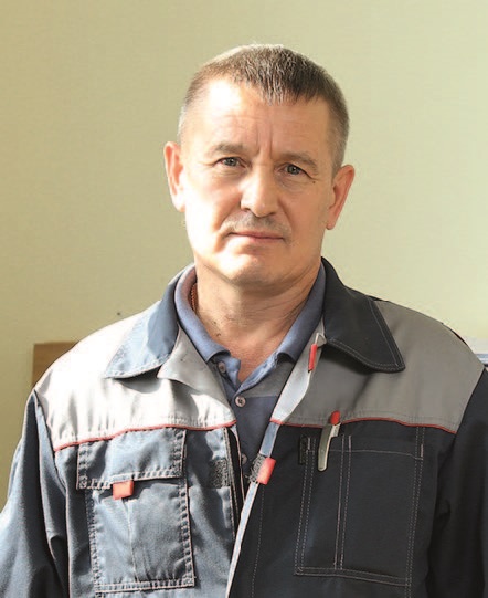 Александр Ильич&nbsp;Казначеев - Начальник участка&nbsp;технологической оснастки (ЗАО «Строймаш»)