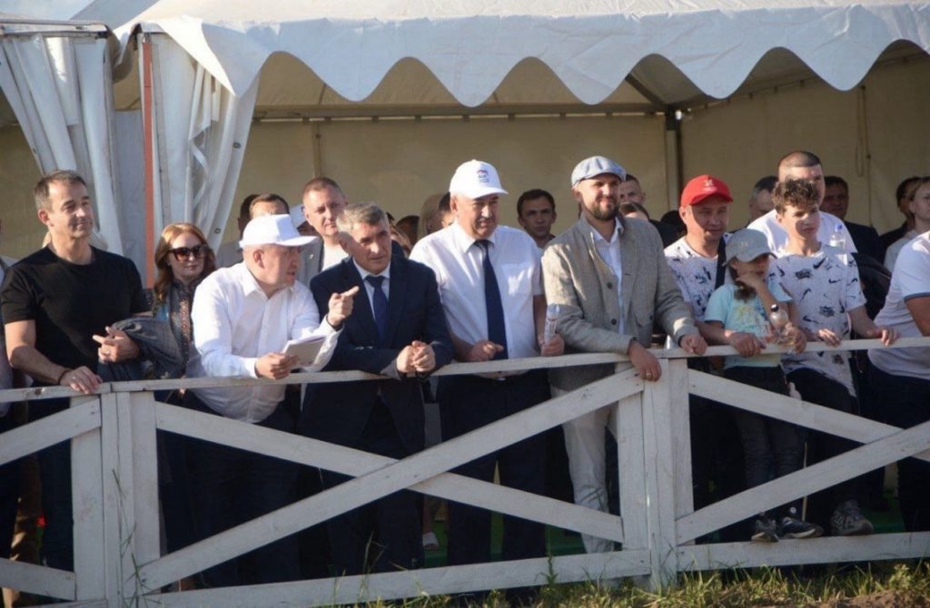 Олег Николаев посетил III Кубок Главы Чувашской Республики по конным бегам (Новочебоксарск)