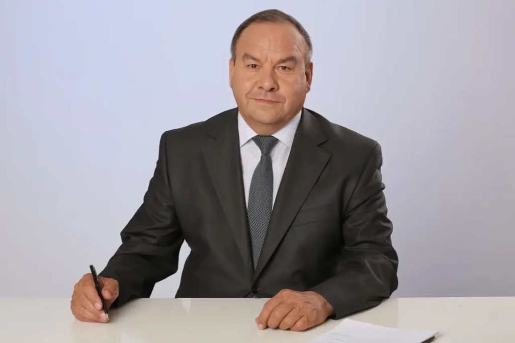 Валерий Николаевич Гордеев,
член Правления ОПО «Достояние Республики»,
директор ООО «СЗ «Строительная фирма "Комплекс"»