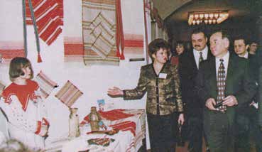 Фестиваль «Радуга Чувашии» (г. Москва, Дом офицеров, район Лефортово – 1999 год). Фото из фонда Чувашского национального музея