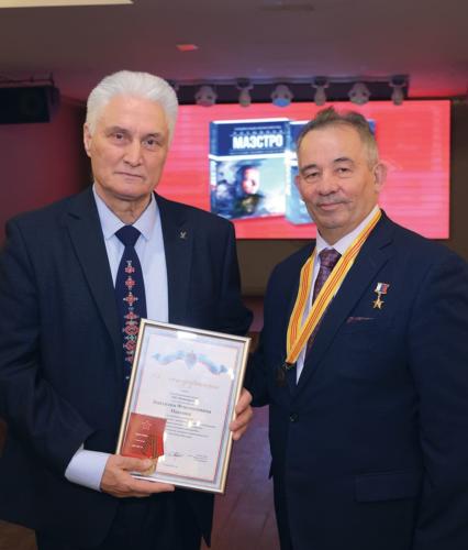 Награждаемый Анатолий Иванов