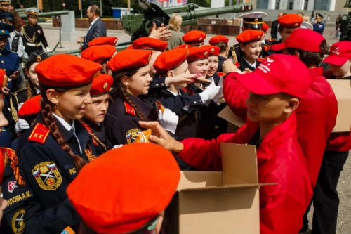 участники урока мужества (10)